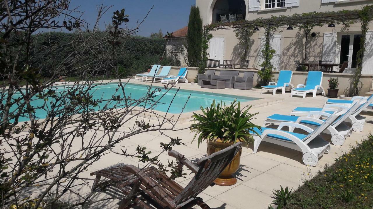 Le Clos Des Vergers LʼIsle-sur-la-Sorgue Buitenkant foto