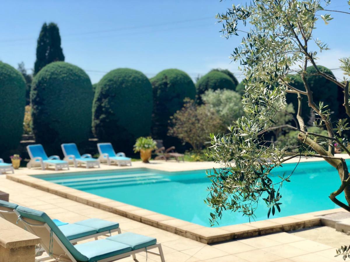 Le Clos Des Vergers LʼIsle-sur-la-Sorgue Buitenkant foto